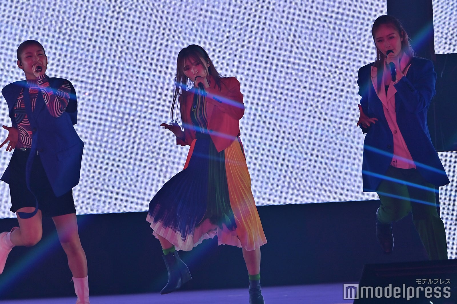 （C）モデルプレス