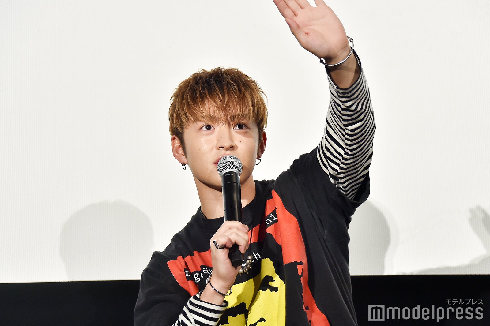 佐野玲於（C）モデルプレス