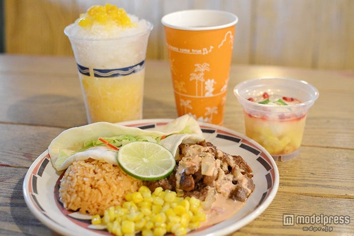 スペシャルセットとフローズンマンゴーカクテル