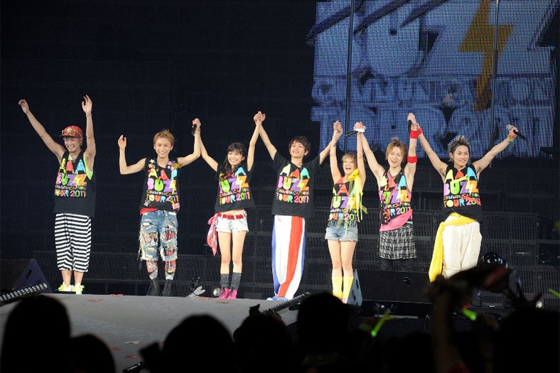 AAA（トリプル・エー）、全国ツアーでサプライズ告知 ファン1万2千人が