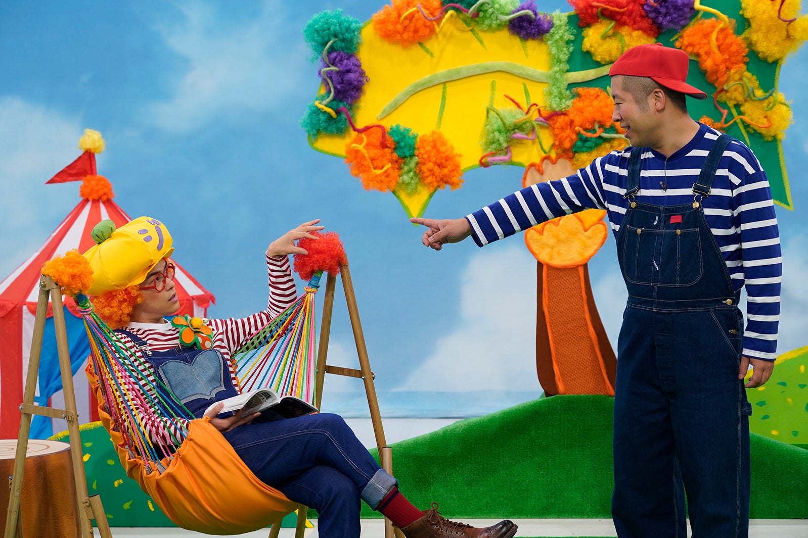 勝地涼、澤部佑「ジミーとふしぎな雑誌たち」（提供写真）