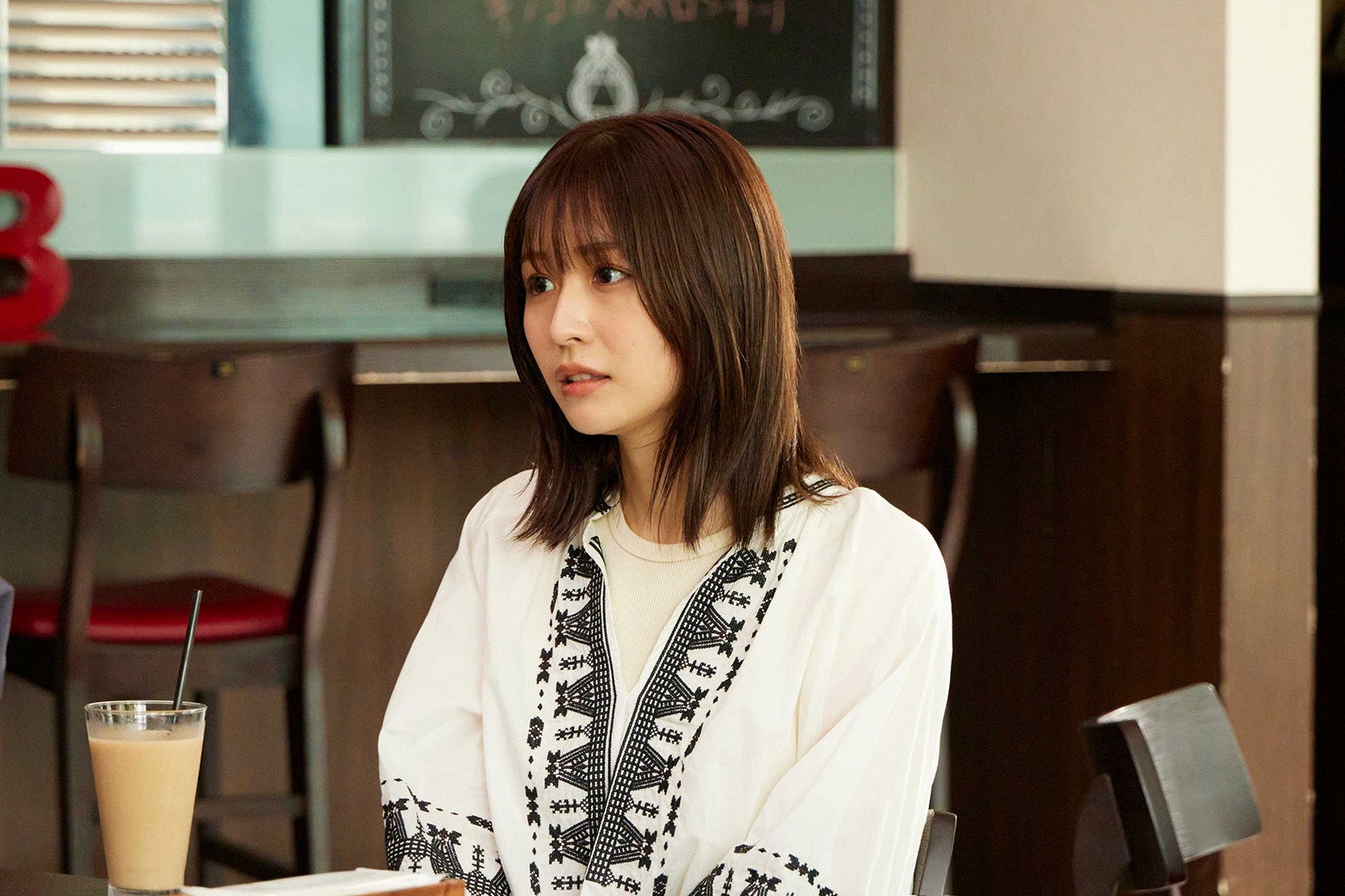 長濱ねる「ウソ婚」第3話より（C）カンテレ／ジェイ・ストーム