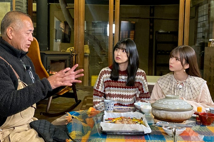 五百城茉央、菅原咲月ら(C)TBS