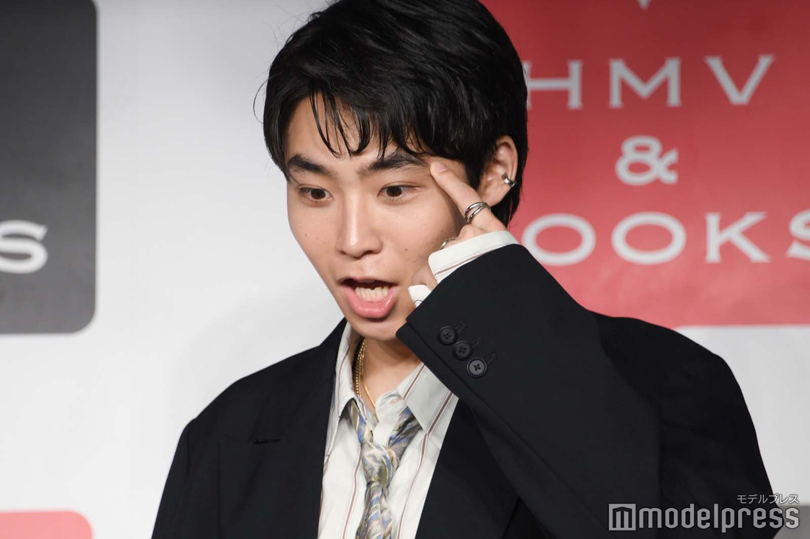 八村倫太郎、2つのサプライズに歓喜＜record＞ - モデルプレス