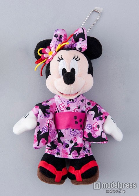 ミニーのぬいぐるみバッジ￥1600（C）Disney