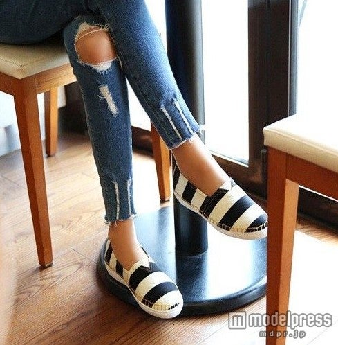 ボーダー柄エスパドリーユ「ONE’ｓSTYLE」5,680円（税込）