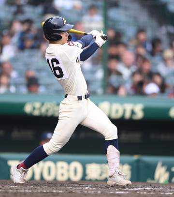 「秋はベンチ外」八戸学院光星 2年生ラッキーボーイの活躍で8強 仲井監督「期待以上の活躍」