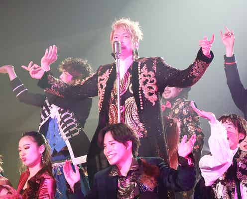 香取慎吾、LIVEツアー追加公演決定 自身初のステージへ<Black Rabbit>