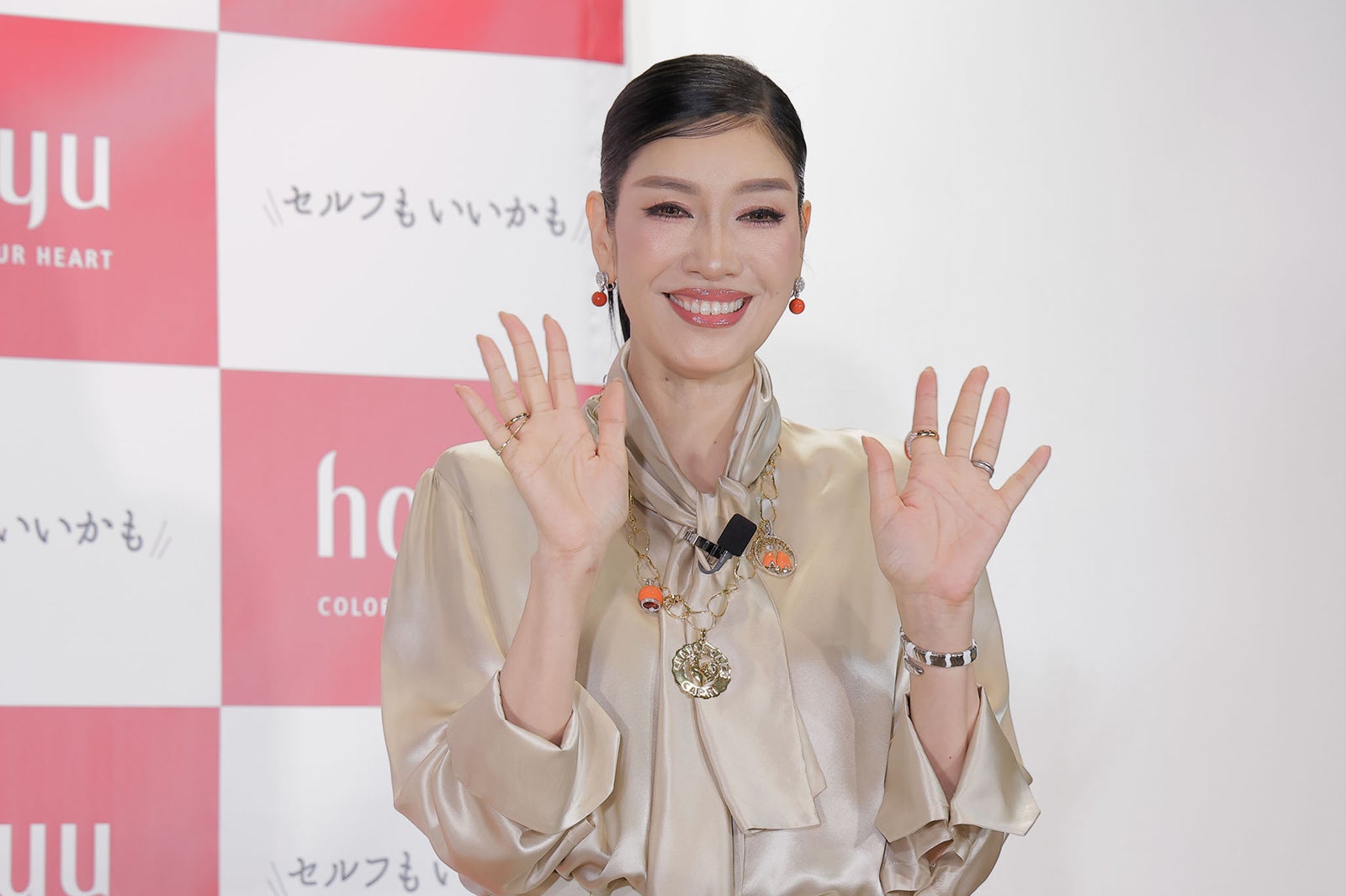 アンミカ（提供素材 撮影◎中央公論新社 武田裕介）