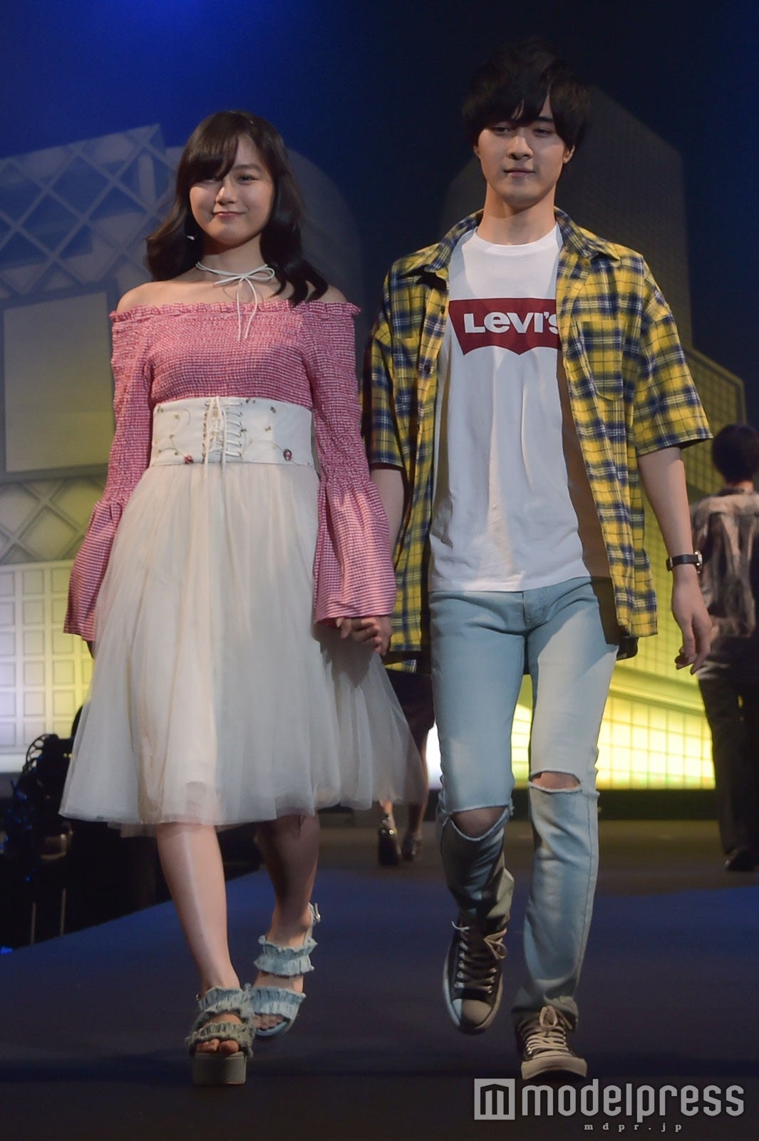 （C）モデルプレス