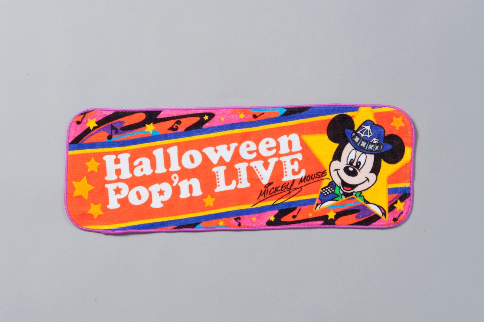 フェスティバルタオル（500円）／（C）Disney