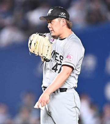ロッテ2連敗で今季ワースト借金8 継投策裏目、2番手鈴木が痛恨決勝打浴びる 上田2号空砲