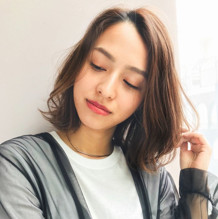 長い前髪をちょいテクアレンジでオシャレに楽しむイメチェン方法 モデルプレス