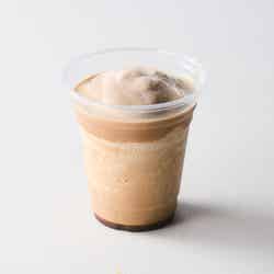 バナナコーヒーシェイク 880円/提供画像