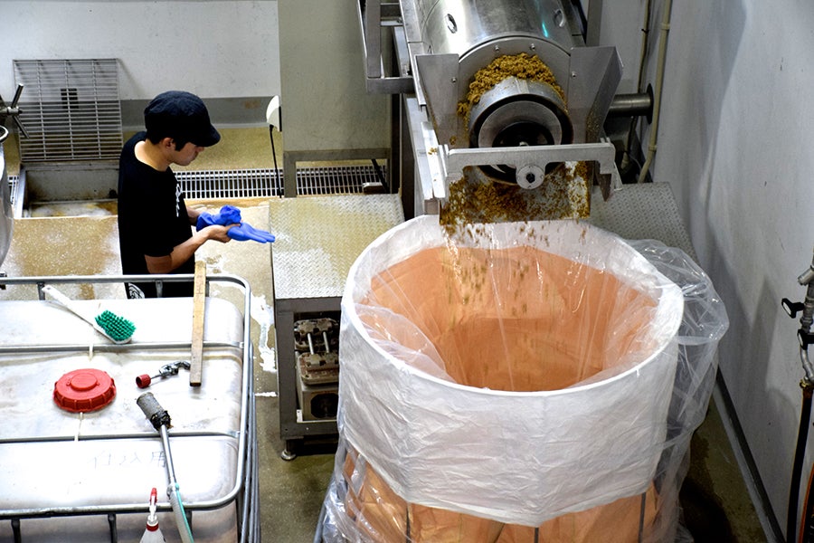 「コエドクラフトビール醸造所」工場内