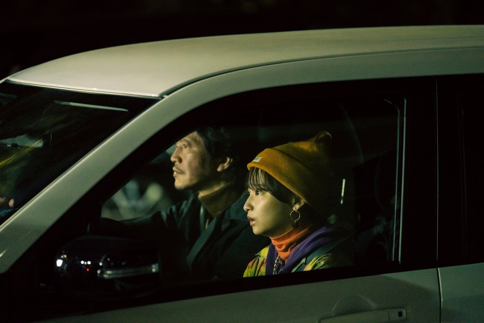 田辺誠一、影山優佳「ハコビヤ」第2話より（C）「ハコビヤ」製作委員会