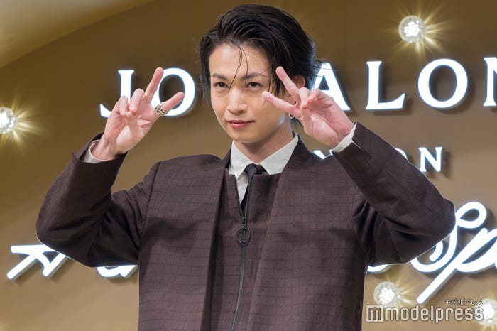 綱啓永(C)モデルプレス