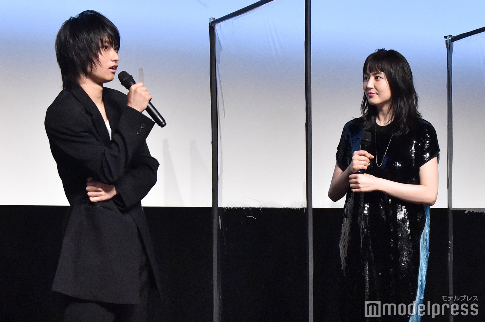 奥平大兼、長澤まさみ （C）モデルプレス