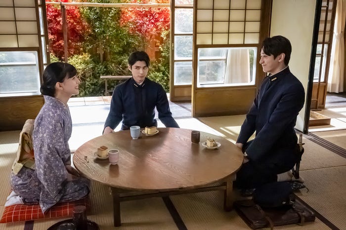 芳根京子、本田響矢、小関裕太「波うららかに、めおと日和」第5話(C)フジテレビ