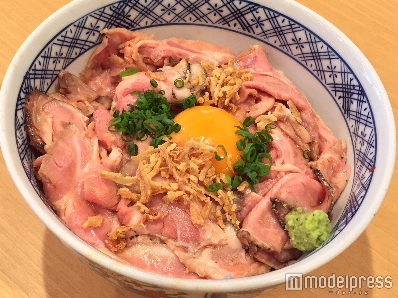 「ローストポーク丼」（C）モデルプレス
