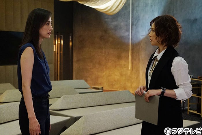 天海祐希、若村麻由美(画像提供:フジテレビ)