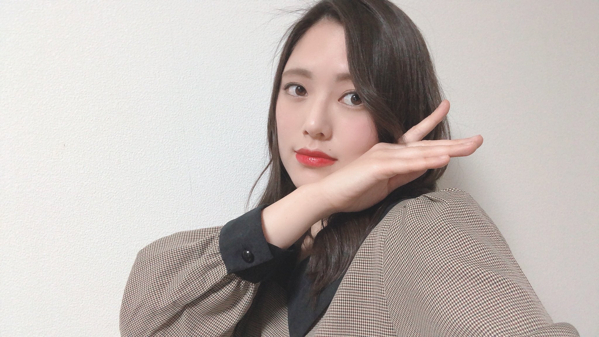 「細かすぎて伝わらない」白石麻衣モノマネ披露“みほとけ”に注目集まる バナナマンも納得の完成度＜プロフィール＞