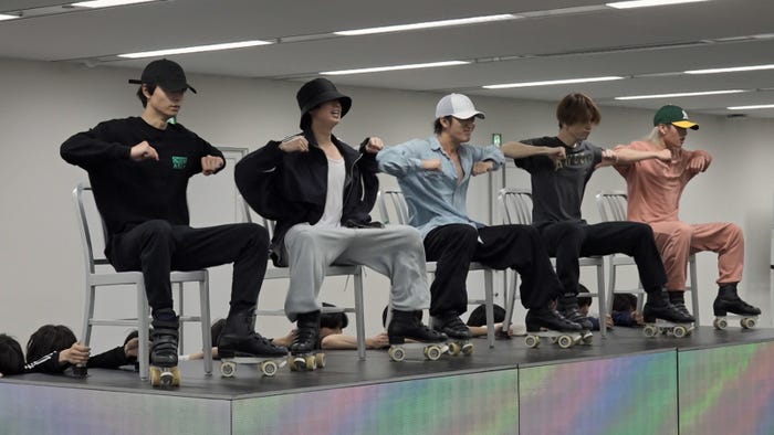 HiHi Jets(C)Storm Labels