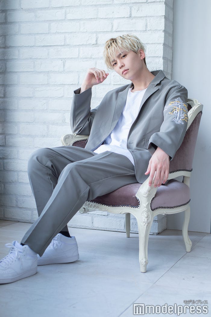 REI(C)モデルプレス