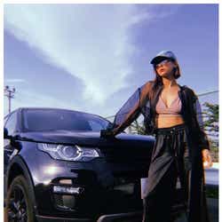 モデルプレス - 西内まりや、愛車を背にしたショットが「かっこよすぎ」「憧れる」と絶賛の声
