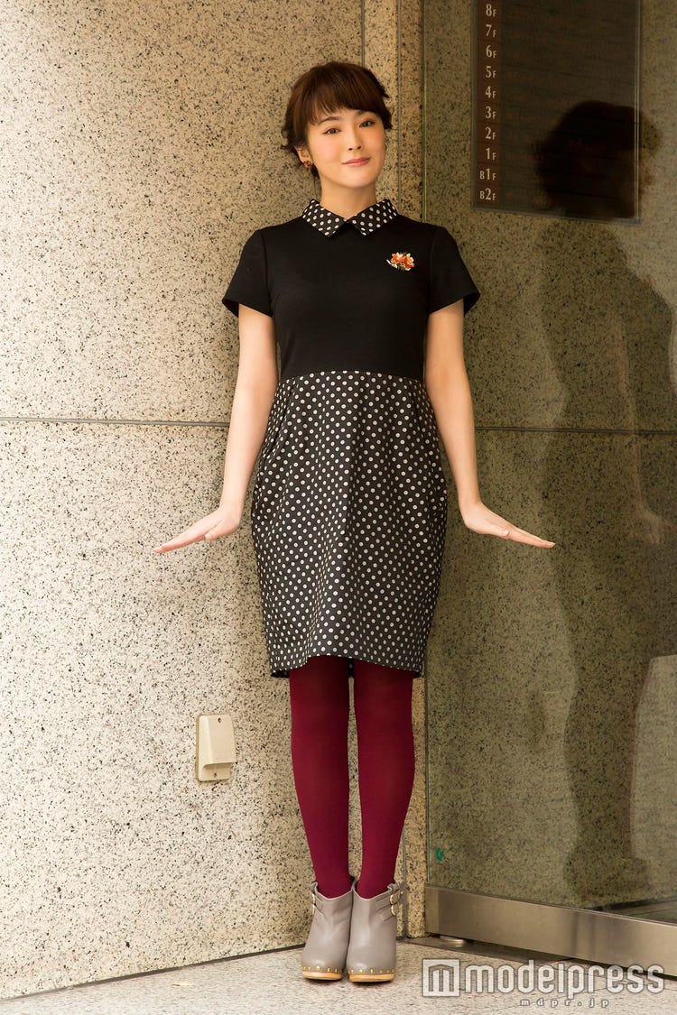 画像24 26 女くどき飯 貫地谷しほりのデート服 部屋着が可愛い アラサー女子の あざとテク も モデルプレス 画像24 26 女くどき飯 貫地谷しほりのデート服 部屋着が可愛い アラサー女子の あざとテク も モデルプレス