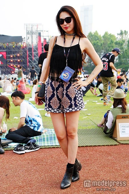 ベーシックの上級者は柄物+ブーツ