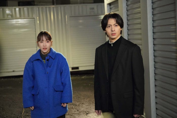 川栄李奈、高杉真宙「となりのナースエイド」第6話より(C)日本テレビ