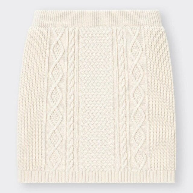 ケーブルニットミニスカート GUのおすすめセットアップ