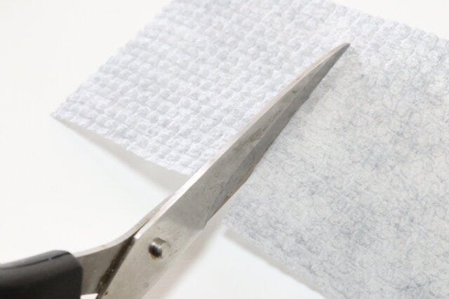 ダイソー ちょこっとお掃除シート ダイソーのちょこっとお掃除シートをカットする