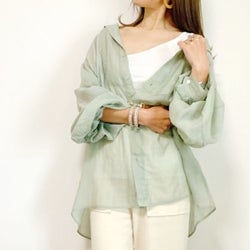 透け透けが可愛い 失敗しない シアーシャツ コーデ4選 モデルプレス