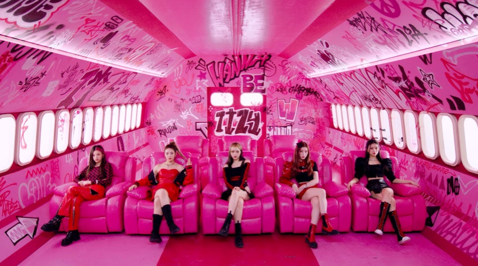 ITZY、ヒット曲「WANNABE」日本語ver.決定でトレンド入りの反響　ティーザー・衣装にも注目集まる
