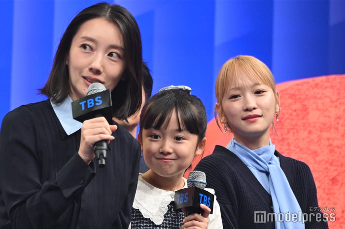 波瑠、池村碧彩、川栄李奈(C)モデルプレス