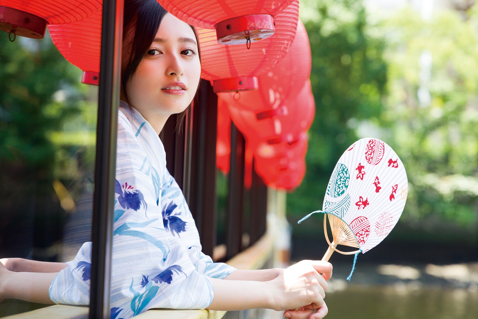 乃木坂46井上和、涼しげな浴衣姿で“和”を表現「少年サンデー