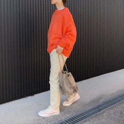 「カラーニット」で脱マンネリ!真冬こそ楽しみたいカラーコーデ