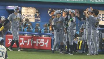 阪神・坂本 4安打呼んだ巨人・勇人との深すぎ“サカモトーク”「ずっと聞きたいと思ってた」先輩からの助言