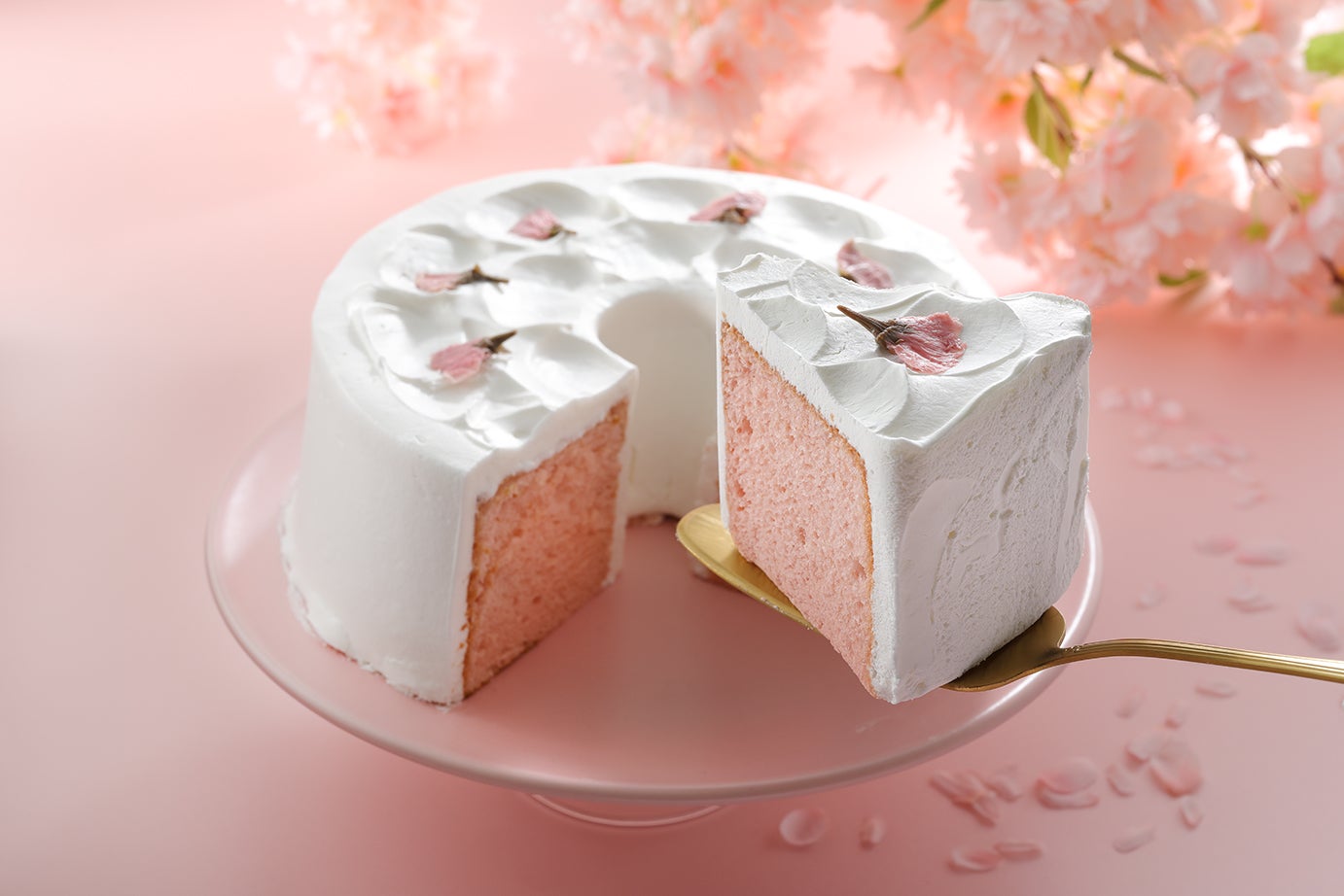 【スタバ新メニュー】2022年春フードお披露目、さくらシフォンケーキや洋梨＆アップルケーキ