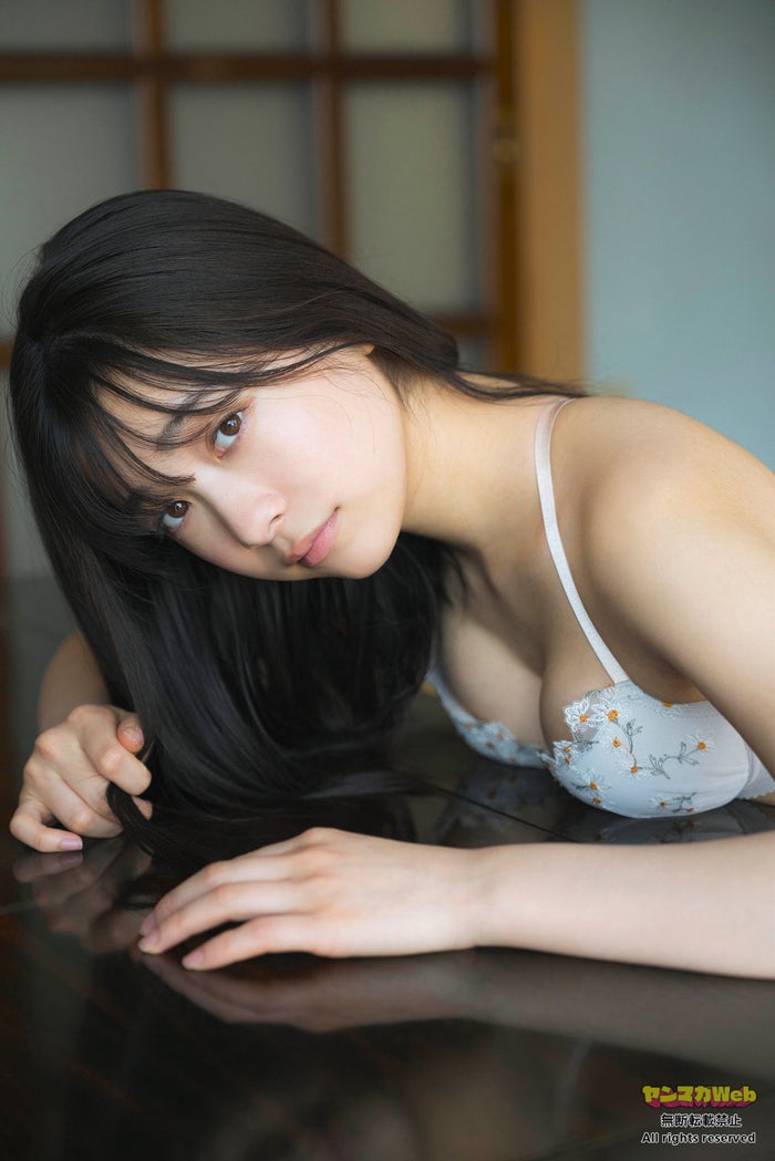 「ミスマガジン2023」今森茉耶、ランジェリー姿で大人な表情