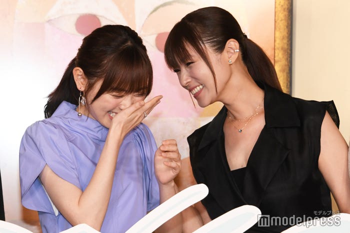 福原遥、深田恭子(C)モデルプレス