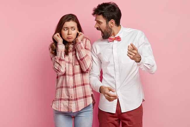 自信がないから 彼氏が男友達との関係に口うるさい理由 モデルプレス