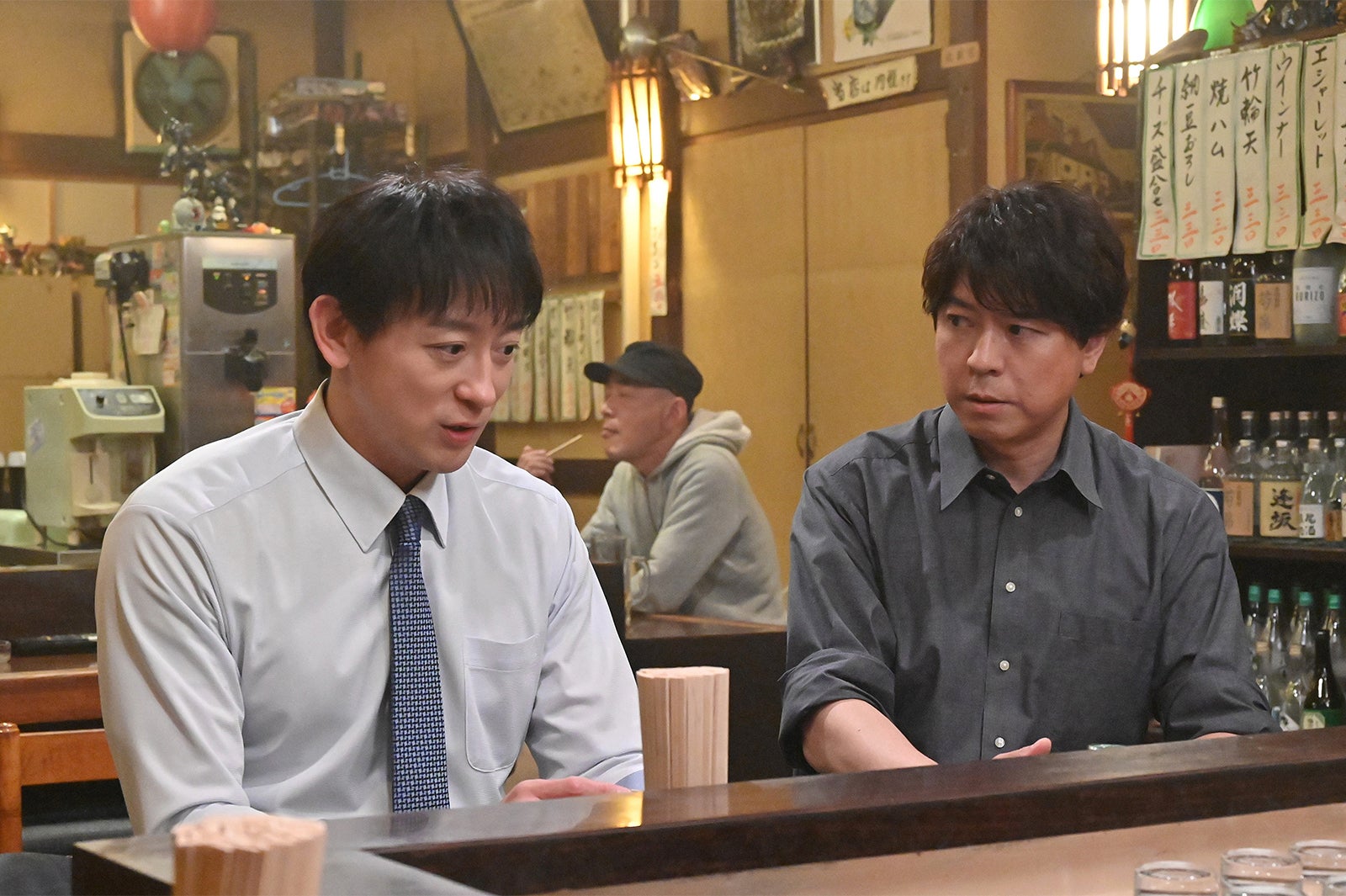 山本耕史、上川隆也「花咲舞が黙ってない」第6話より（C）日本テレビ