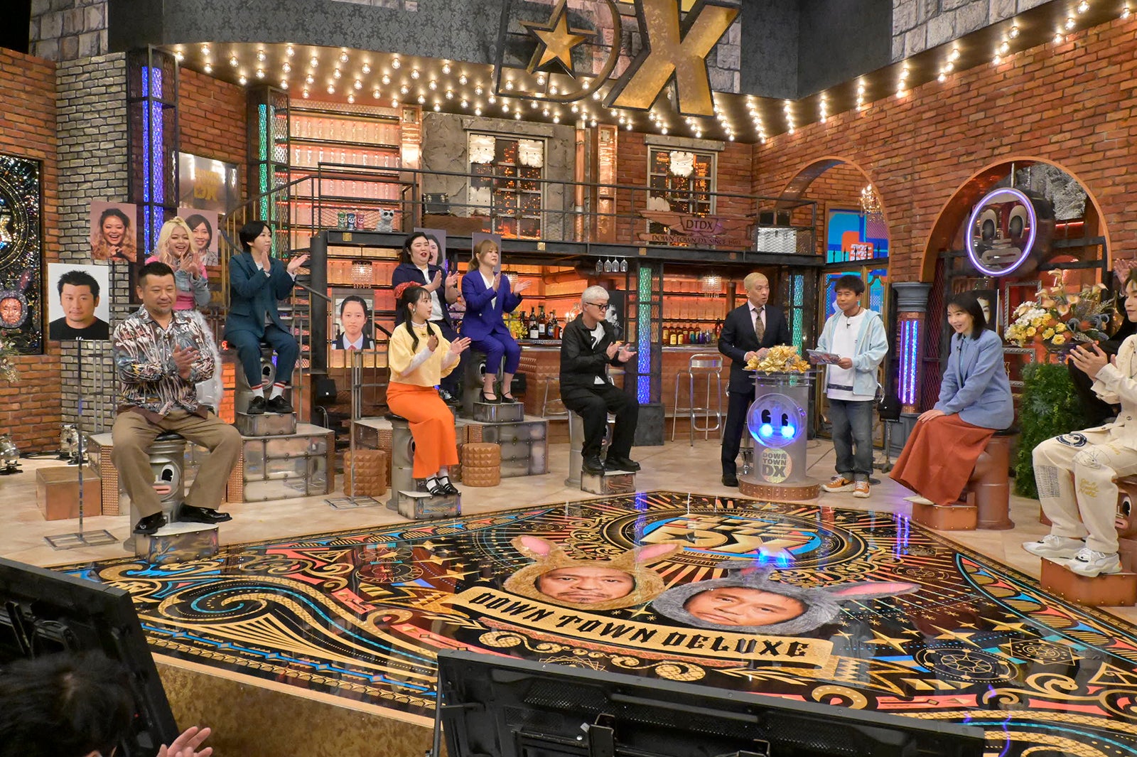 （前列左から）ケンドーコバヤシ、国本梨紗、陣内孝則、ダウンタウン（松本人志、浜田雅功）、稲森いずみ（後列左から）エルフ（荒川、はる）、紅しょうが（熊元プロレス、稲田美紀）（C）読売テレビ