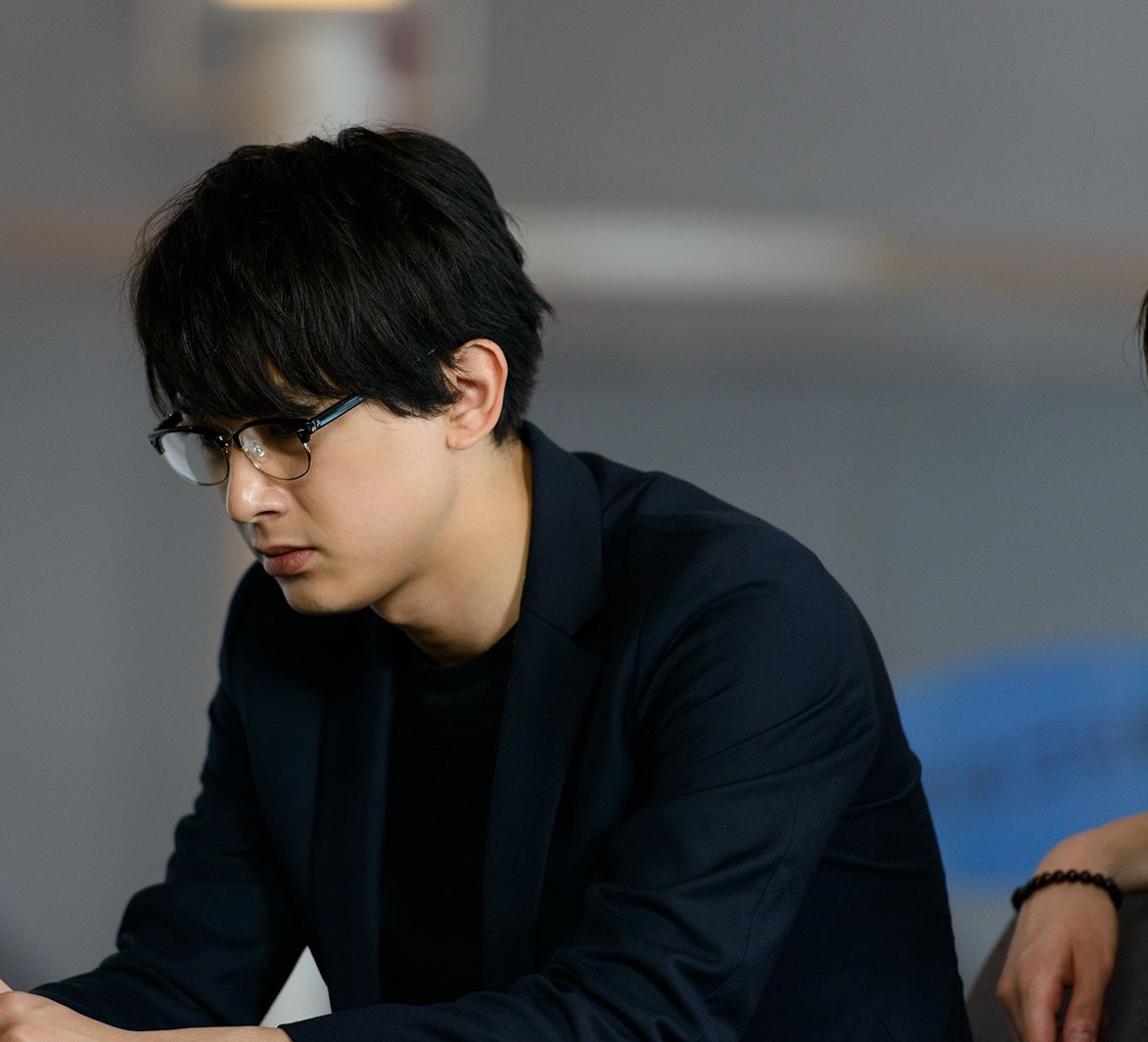 吉沢亮／「GIVER 復讐の贈与者」第1話より（C）テレビ東京