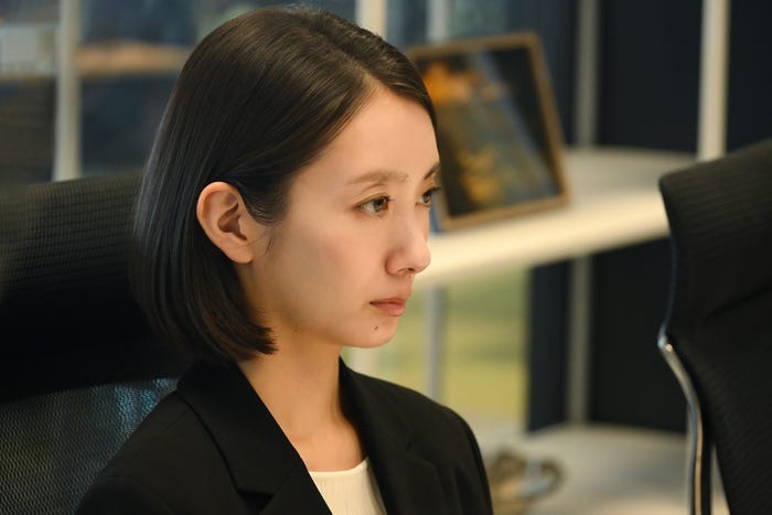 波瑠「フェイクマミー」(C)TBS