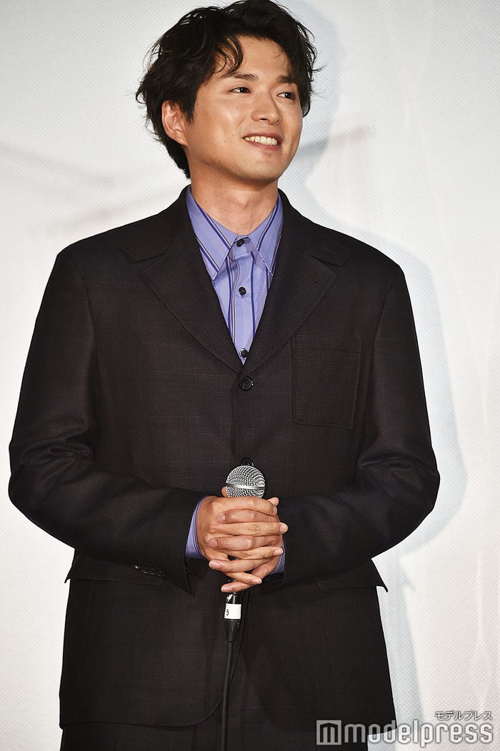 白洲迅(C)モデルプレス