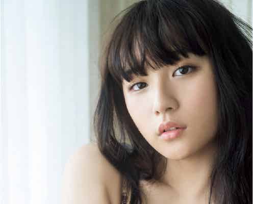 浅川梨奈、史上最高の“オトナ感”集大成となる写真集発表<Re:Birth>